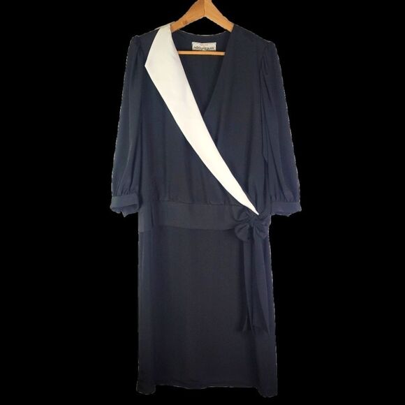 Edith Strauss Elegant Black and White Wrap Front Dress - Picture 1 of 16